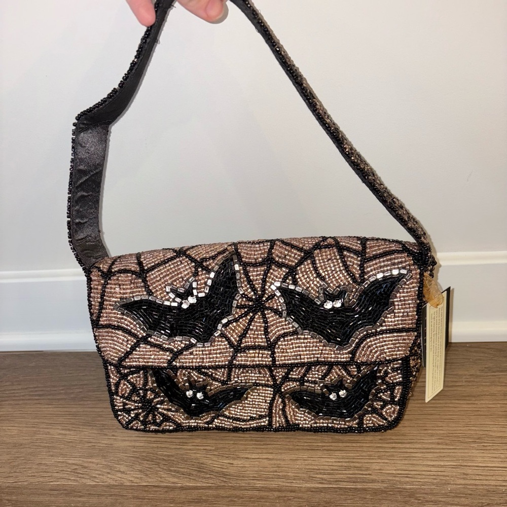 NWT Viral Halloween beaded bat bag - Picture 2 of 7